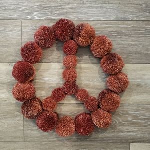 Pompom peace wreath